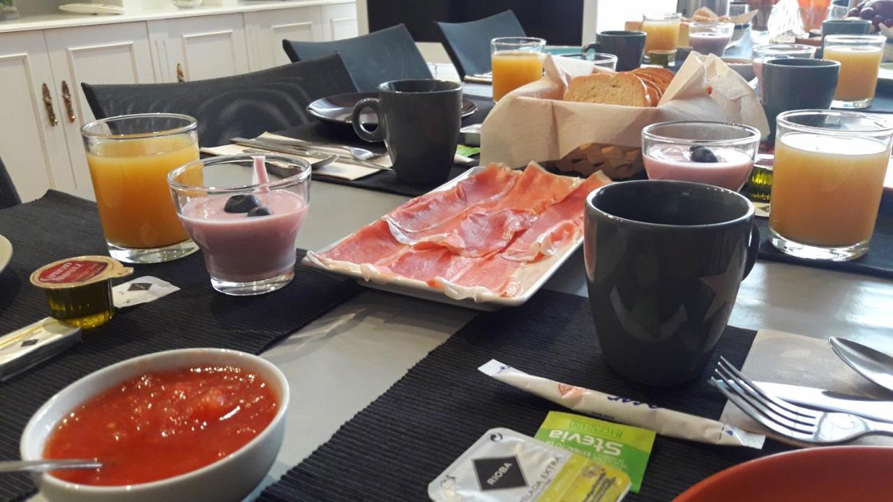Angel Guimera Rooms & Breakfast Валенсия Экстерьер фото
