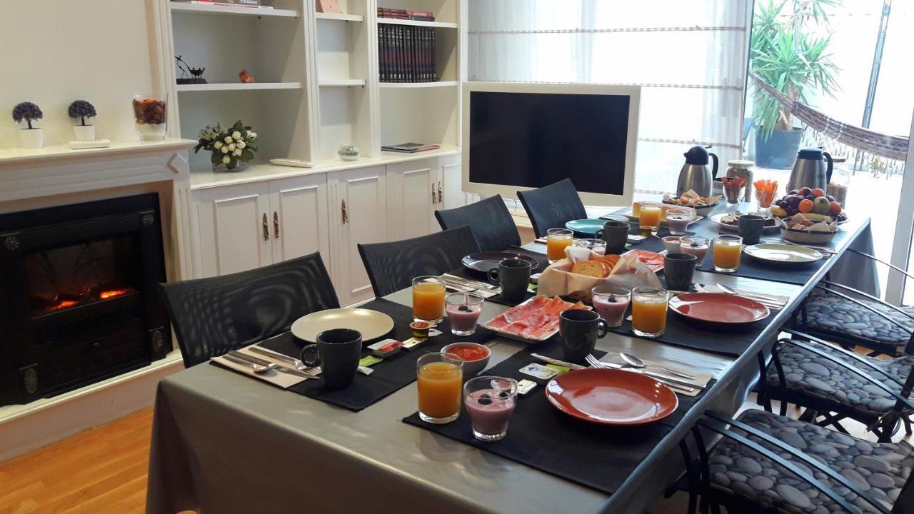 Angel Guimera Rooms & Breakfast Валенсия Экстерьер фото